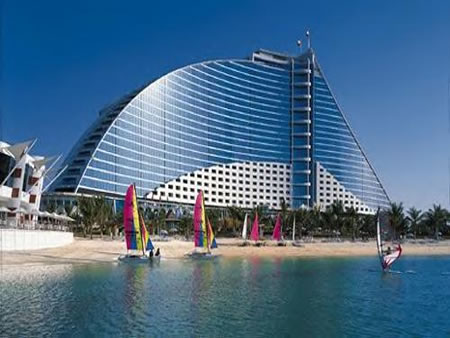 http://www.whatahotel.com/hotels/1165/The_Jumeirah_Beach_Hotel-view.jpg